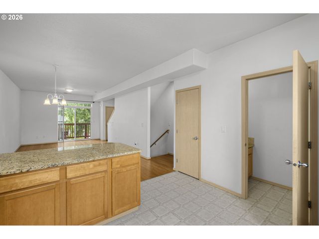 6720 Se 81ST Ave, Portland, OR 97206