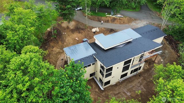 27036 262nd Avenue SE, Ravensdale, WA 98051