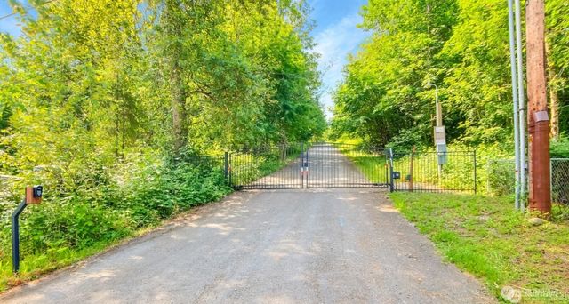 27036 262nd Avenue SE, Ravensdale, WA 98051