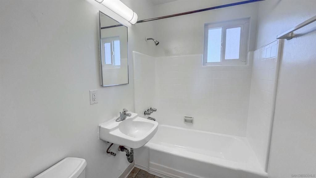 Image 20 of property listing at 4869 Pine Street, La Mesa, CA 91942