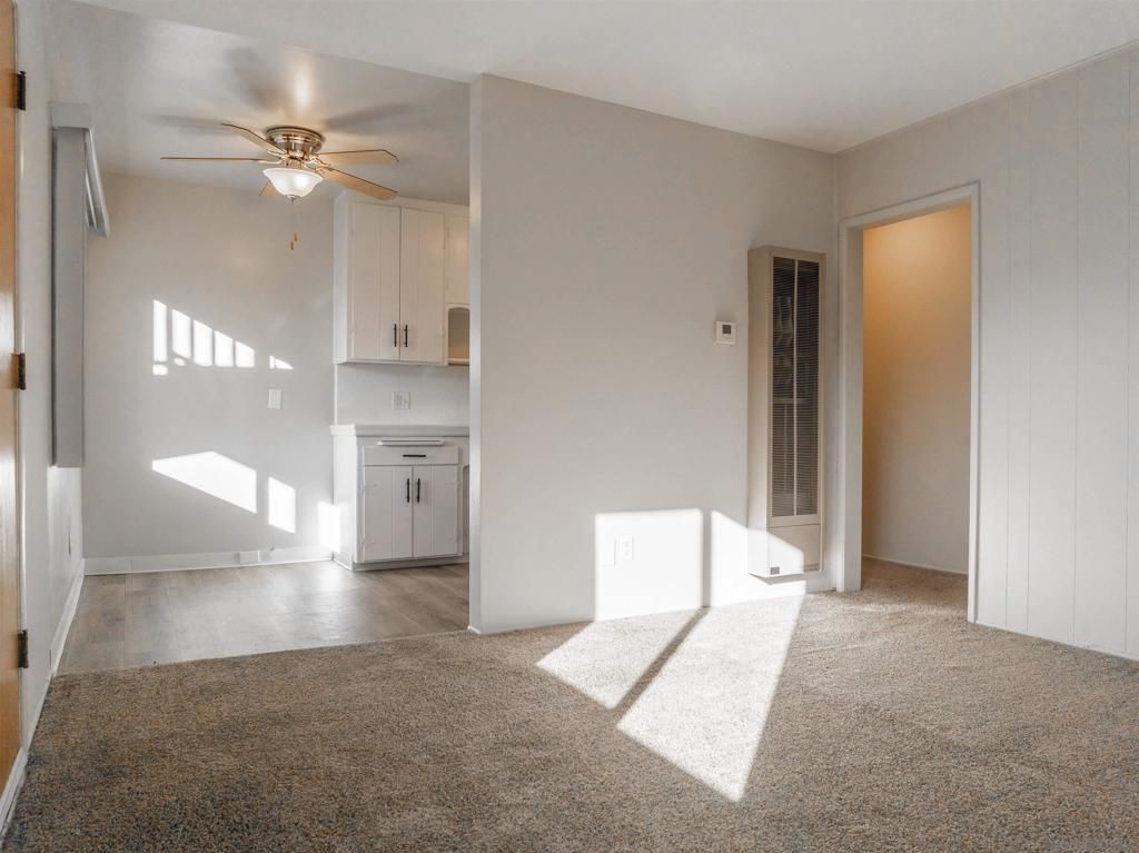 Image 5 of property listing at 4869 Pine Street, La Mesa, CA 91942