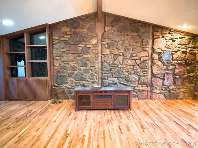 8300 S 193rd West Avenue, Sapulpa, OK 74066