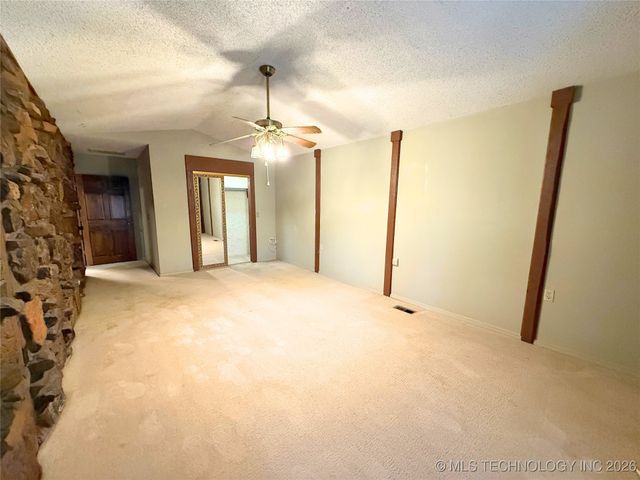 8300 S 193rd West Avenue, Sapulpa, OK 74066