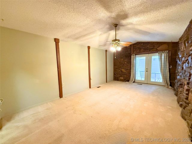 8300 S 193rd West Avenue, Sapulpa, OK 74066