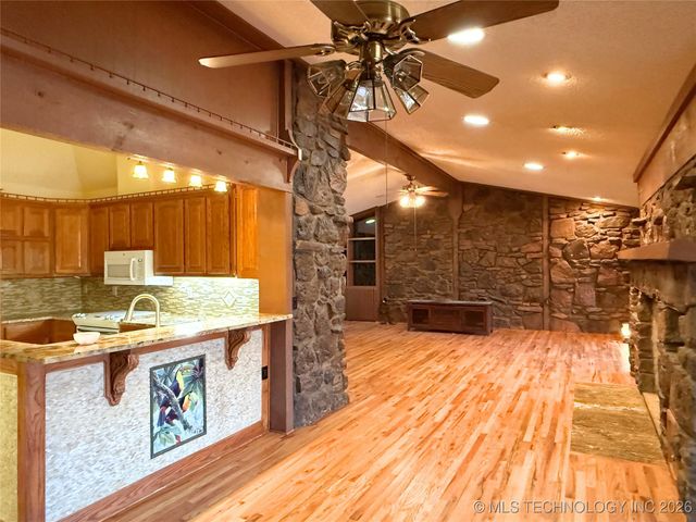 8300 S 193rd West Avenue, Sapulpa, OK 74066