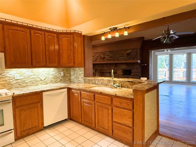 8300 S 193rd West Avenue, Sapulpa, OK 74066