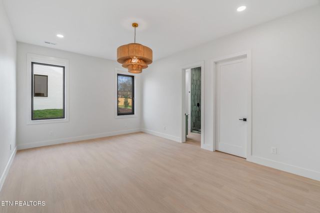 7814 S Northshore Drive, Knoxville, TN 37919