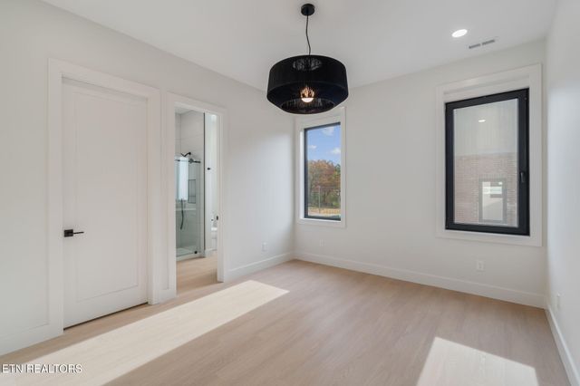 7814 S Northshore Drive, Knoxville, TN 37919