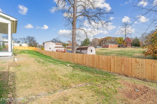 7814 S Northshore Drive, Knoxville, TN 37919