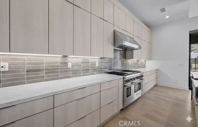 11926 N Churchill Way, Porter Ranch, CA 91326
