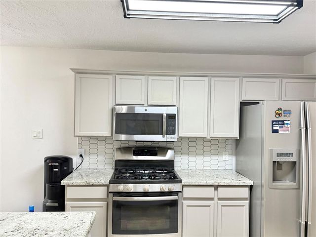 3226 Candlepine Drive, Spring, TX 77388