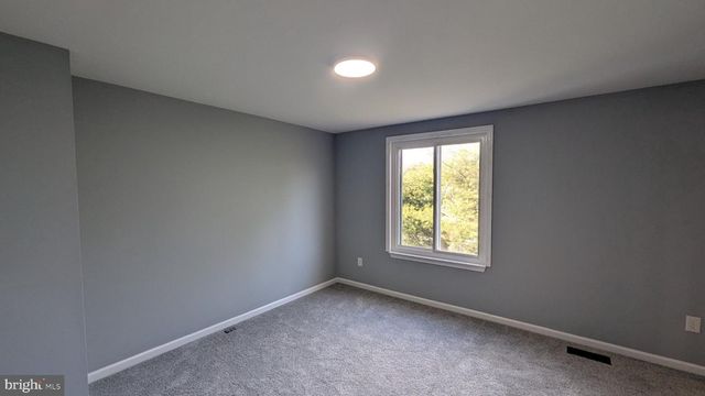 3460 BROOKVILLE LN, Woodbridge, VA 22192