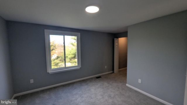 3460 BROOKVILLE LN, Woodbridge, VA 22192