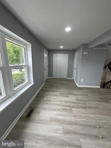 3460 BROOKVILLE LN, Woodbridge, VA 22192