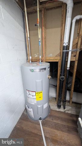 3460 BROOKVILLE LN, Woodbridge, VA 22192