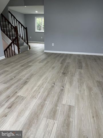 3460 BROOKVILLE LN, Woodbridge, VA 22192