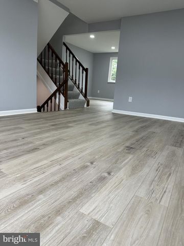 3460 BROOKVILLE LN, Woodbridge, VA 22192