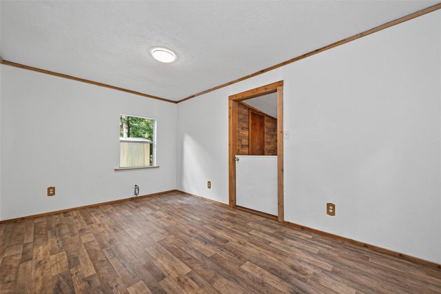 450 Dove Creek Dr, Coldspring, TX 77331