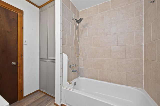 450 Dove Creek Dr, Coldspring, TX 77331