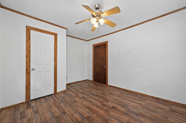 450 Dove Creek Dr, Coldspring, TX 77331