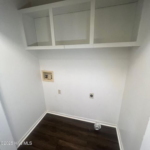1303 Cedar Lane, Greenville, NC 27858