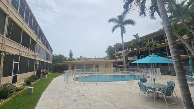 1500 NE 127th St 103, North Miami, FL 33161