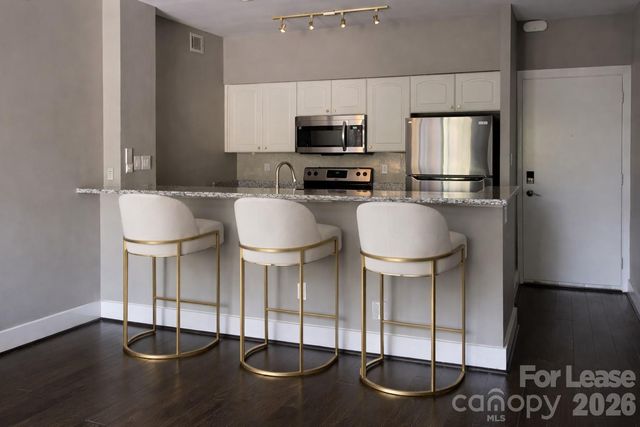 224 N Poplar Street 7, Charlotte, NC 28202