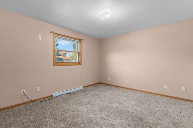 625 RIVER BLUFF DRIVE, Manitowoc, WI 54220