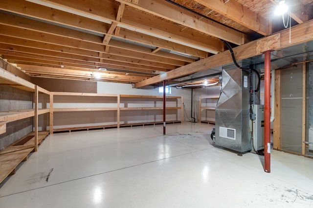 625 RIVER BLUFF DRIVE, Manitowoc, WI 54220