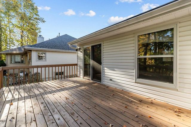 625 RIVER BLUFF DRIVE, Manitowoc, WI 54220