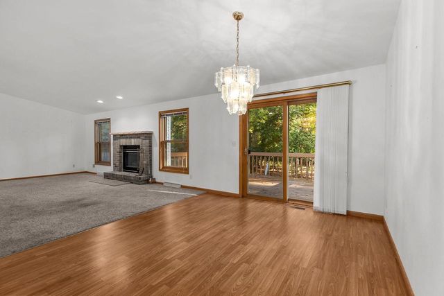 625 RIVER BLUFF DRIVE, Manitowoc, WI 54220