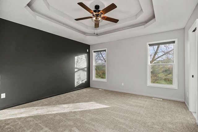 10319 N Virginia Avenue, Kansas City, MO 64155