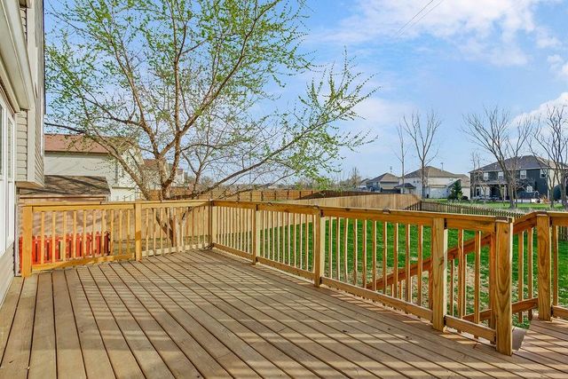 10319 N Virginia Avenue, Kansas City, MO 64155