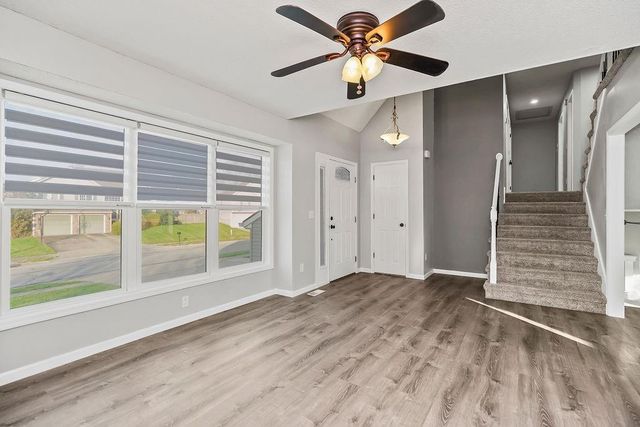 10319 N Virginia Avenue, Kansas City, MO 64155