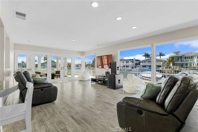 4051 Davenport, Huntington Beach, CA 92649