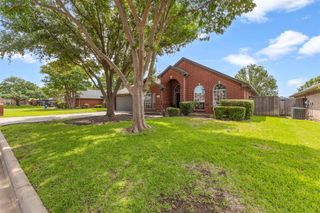 1520 Hampton Drive, Mansfield, TX 76063