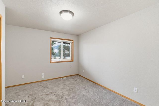 4263 E Burchell DR, Hayden, ID 83835