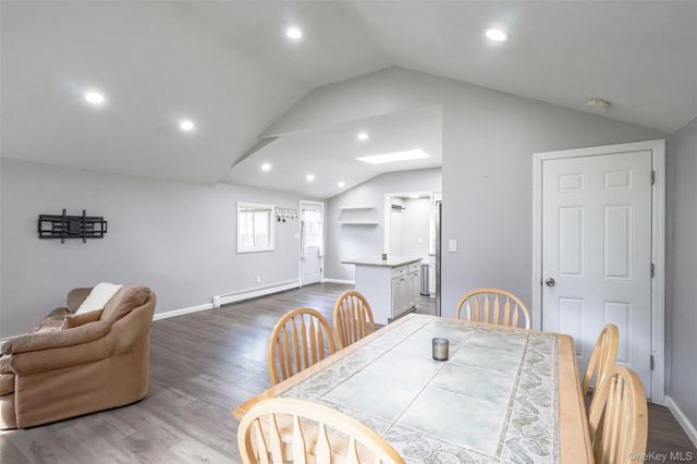 3 Elmwood Avenue, Selden, NY 11784