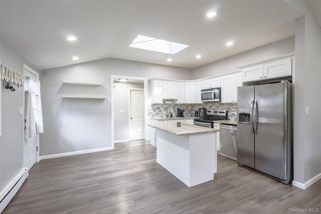 3 Elmwood Avenue, Selden, NY 11784 — photo 3