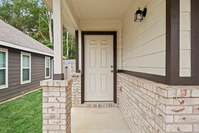 3608 Cub Drive, Conroe, TX 77301