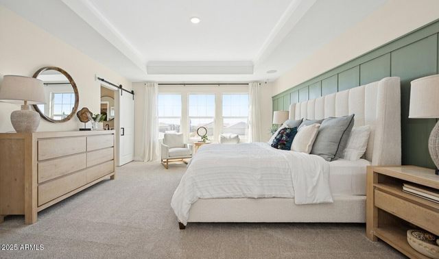 8035 W Royal Palm Road, Peoria, AZ 85345