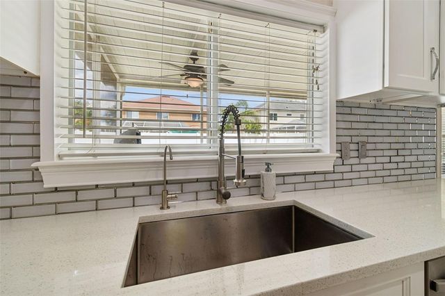 2829 PANKAW LANE, Valrico, FL 33596