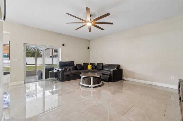 2829 PANKAW LANE, Valrico, FL 33596