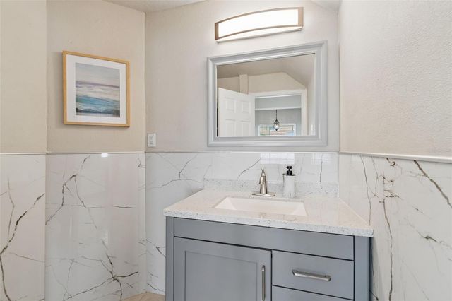 2829 PANKAW LANE, Valrico, FL 33596