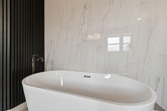 2829 PANKAW LANE, Valrico, FL 33596