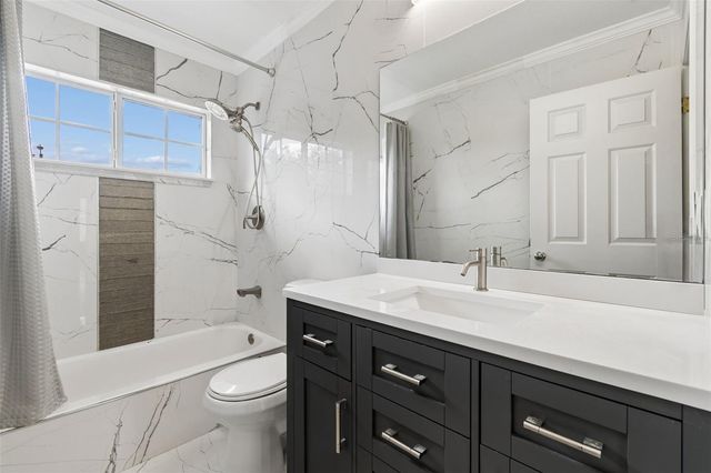 2829 PANKAW LANE, Valrico, FL 33596