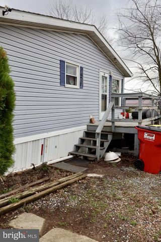 37 MOUNTAIN VIEW TERRACE, Newville, PA 17241