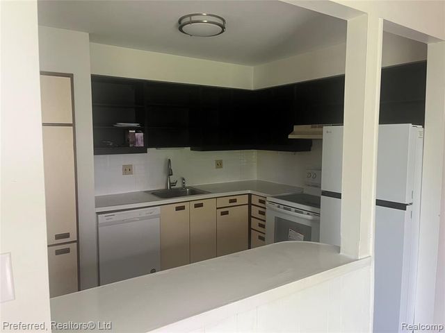 7482 Woodview Street 1, Westland, MI 48185