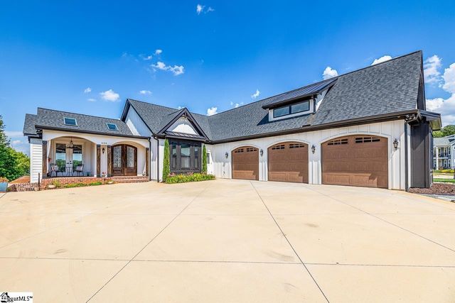 529 Coolwater Drive, Taylors, SC 29687