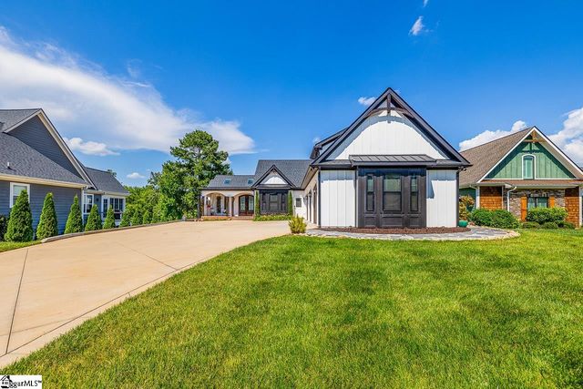 529 Coolwater Drive, Taylors, SC 29687